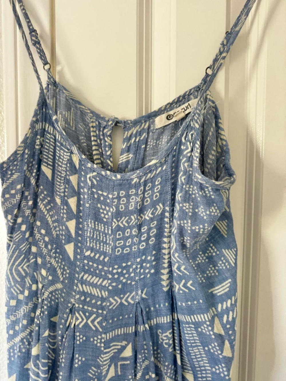 Rip Curl Blue Printed Strappy Romper / Jumpsuit Size Large Fits Medium